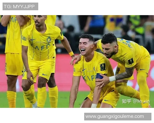 C罗呼唤格林伍德加盟阿尔纳斯尔，沙特转会市场再掀狂潮